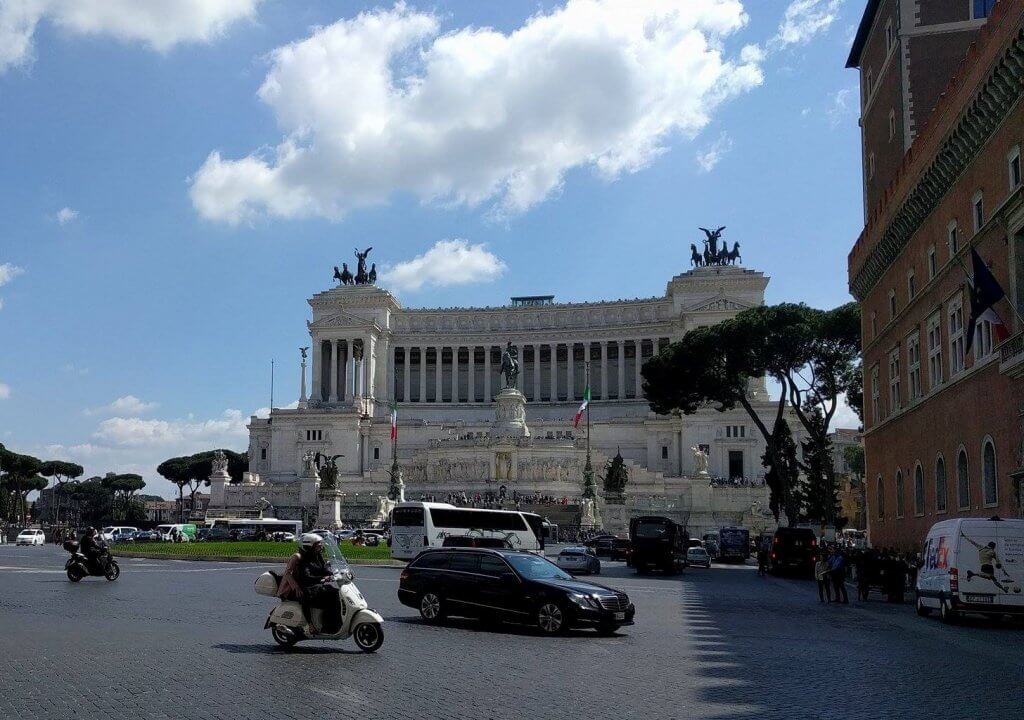 piazza Venezia circulation