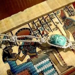 bijou influence égyptien
