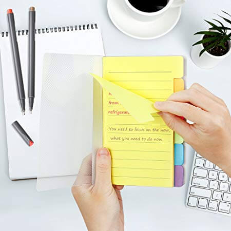 post-it couleurs, petites feuilles couleurs marques pages